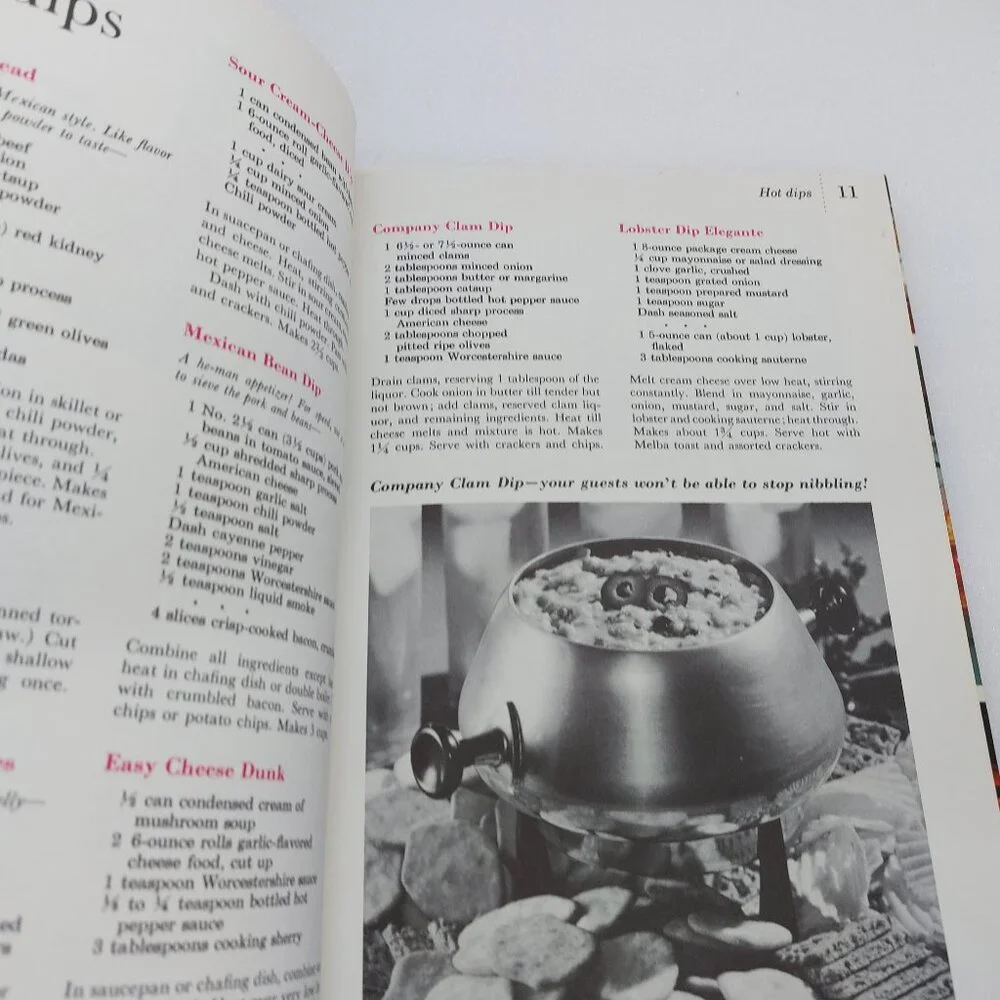 Vintage 1963 Better Homes & Garden Hardcover Cookbook Snacks And Refreshments - Picture 6 of 13